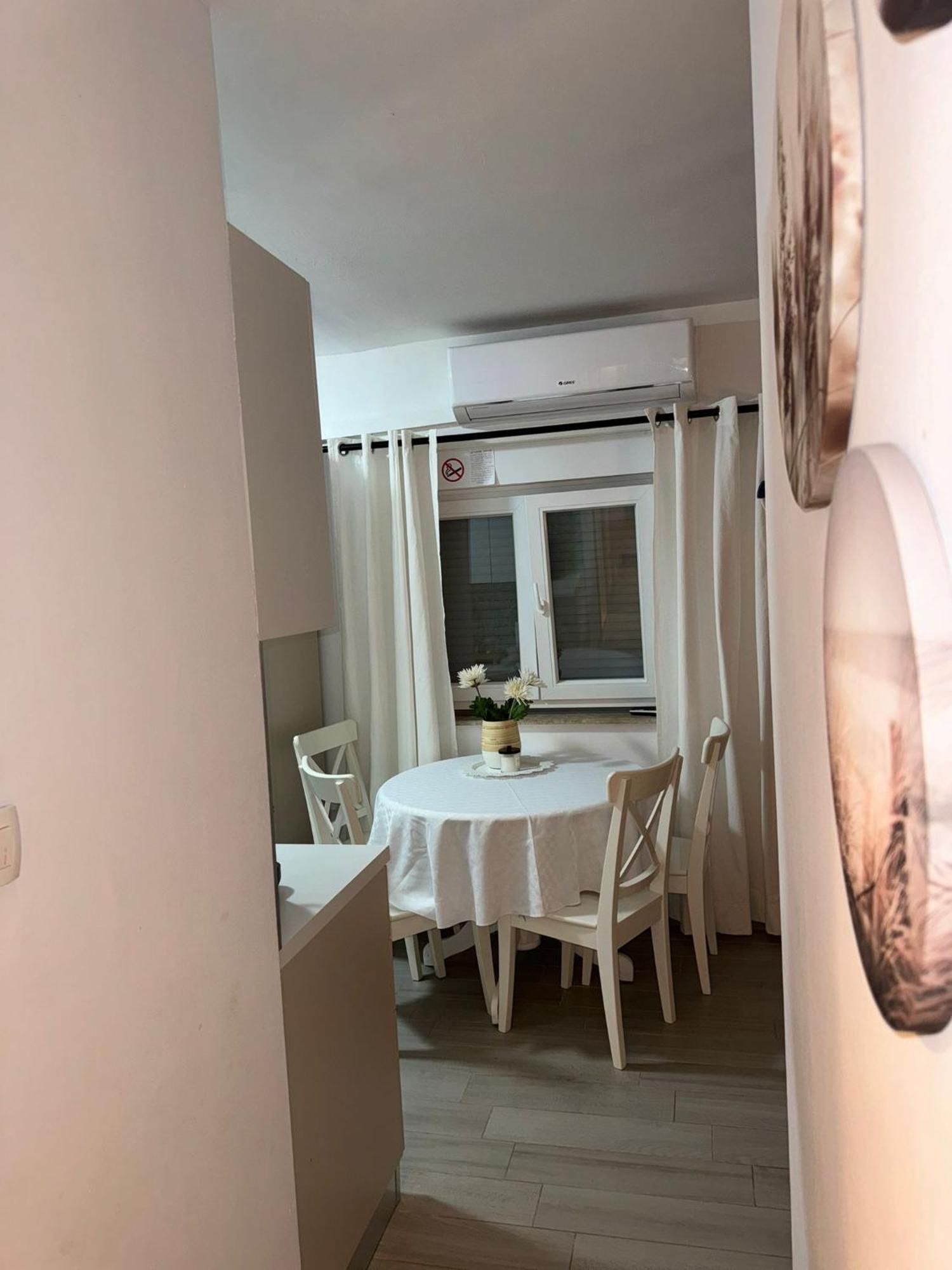 Apartman Dukic Okrug Gornji Eksteriør billede