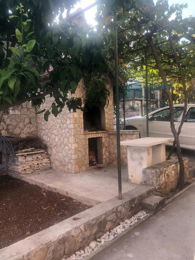 Apartman Dukic Okrug Gornji Eksteriør billede